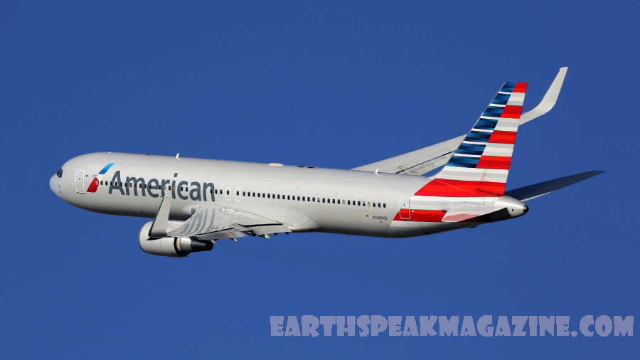 American Airlines ได้กล่าวว่าจะลดการจ้างงาน 19,000 ตำแหน่งในเดือนตุลาคมเมื่อโครงการสนับสนุนค่าจ้างของรัฐบาลขยายไปยังสายการบิน