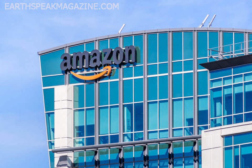 Amazon เลื่อนการกลับมาของสำนักงานเป็นปี 2022 Amazon บอกพนักงานบริษัทในสหรัฐฯ ว่าอย่ากลับมาที่สำนักงานจนกว่าจะถึงปีหน้าเนื่องจากโควิด
